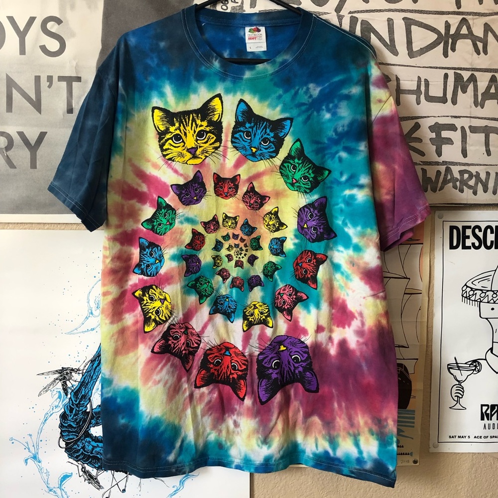 Tie Dye Cat Spiral T-shirt